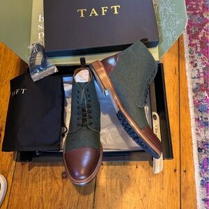 Taft. Brand New! Never Worn! Taft Jack Boot in Green. Size 12. NWT